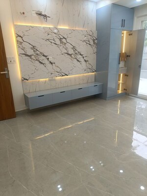Room in 3 BHK Builder Floor at SS Mayfield Gardens, Sector 51 – for Sale