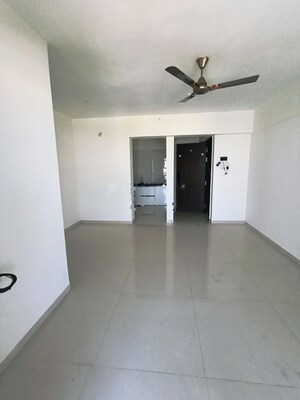 Room in 2 BHK Apartment at Sukhwani Hermosa Casa, Mundhwa – for Rent