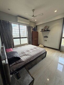 3.5 BHK Apartment For Sale in Dadar West