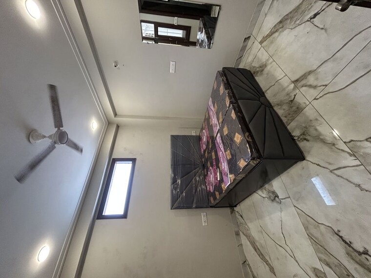 Balcony, sector 23 1 Bedroom 400 Sq.Ft. Builder Floor In Sector 23 Gurgaon 10409732