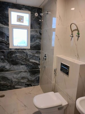 Bathroom in 3 BHK Apartment at Omaxe The Palace, Gomti Nagar – for Rent