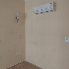 2.5 BHK + Pooja Room,Basement Builder Floor For Rent in Smart World Gems