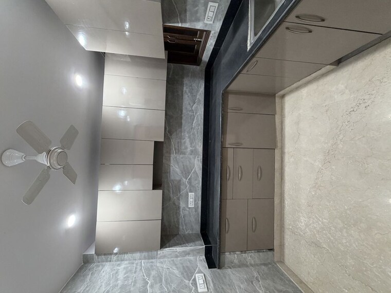 Kitchen, new rajinder nagar 3 Bedroom 125 Sq.Yd. Builder Floor In New Rajinder Nagar Delhi 10409764