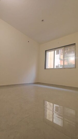 Room in 1 BHK Apartment at Mohan Willows, Badlapur East – for Sale
