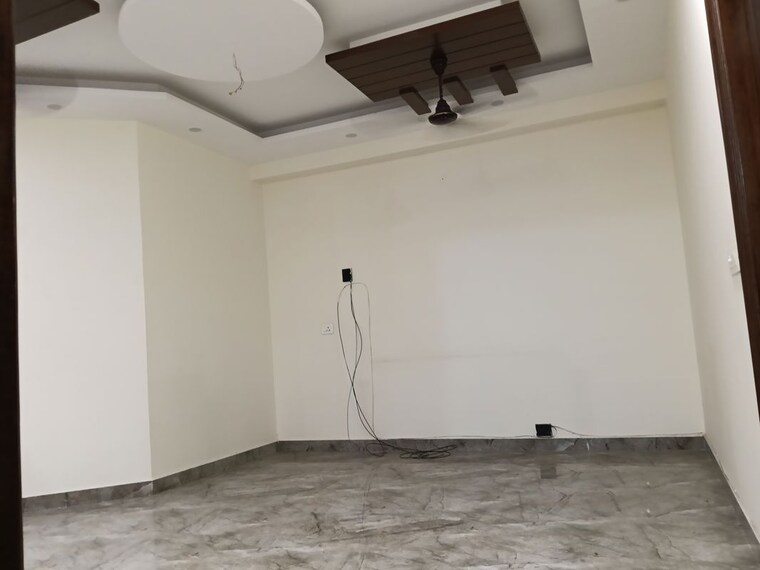 Room, sector 23 2 Bedroom 1200 Sq.Ft. Builder Floor In Sector 23 Gurgaon 10409798