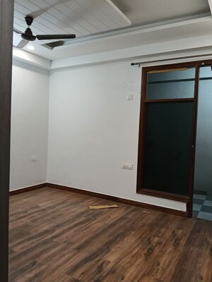 2 BHK Builder Floor For Rent in Sector 23