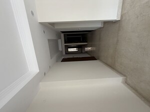 Furnished Amenities in 3 BHK Builder Floor at New Rajinder Nagar – for Sale