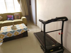 Hall in 2 BHK Apartment at Andheri West – for Rent