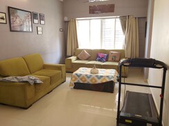 2 BHK + Store Room Apartment For Rent in Andheri West