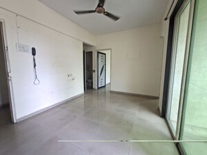 Room in 1 BHK Apartment at Dharti Darshan Apartment, Kharghar – for Rent
