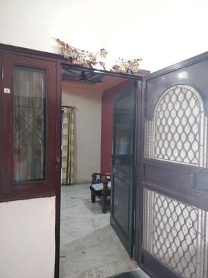 Parking in 3 BHK Builder Floor at C Block Surya Nagar – for Sale