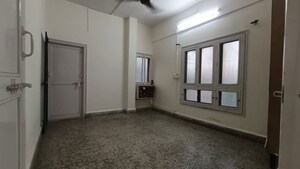 Room in 3 BHK Apartment at Subhash Nagar – for Rent
