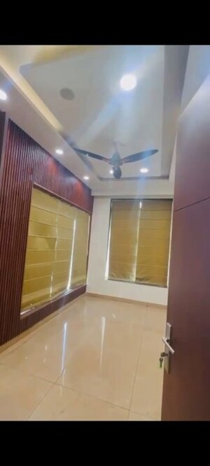 Furnished Amenities in 3 BHK Apartment at Unitech Horizon, Pi Greater Noida – for Rent