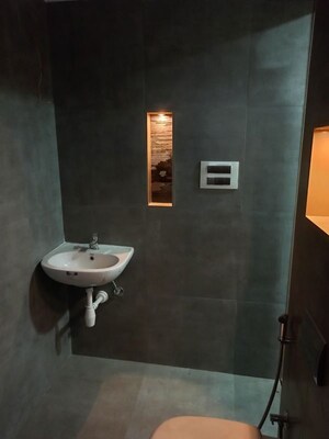 Bathroom in 3.5 BHK Apartment at Runwal Greens, Mulund West – for Sale