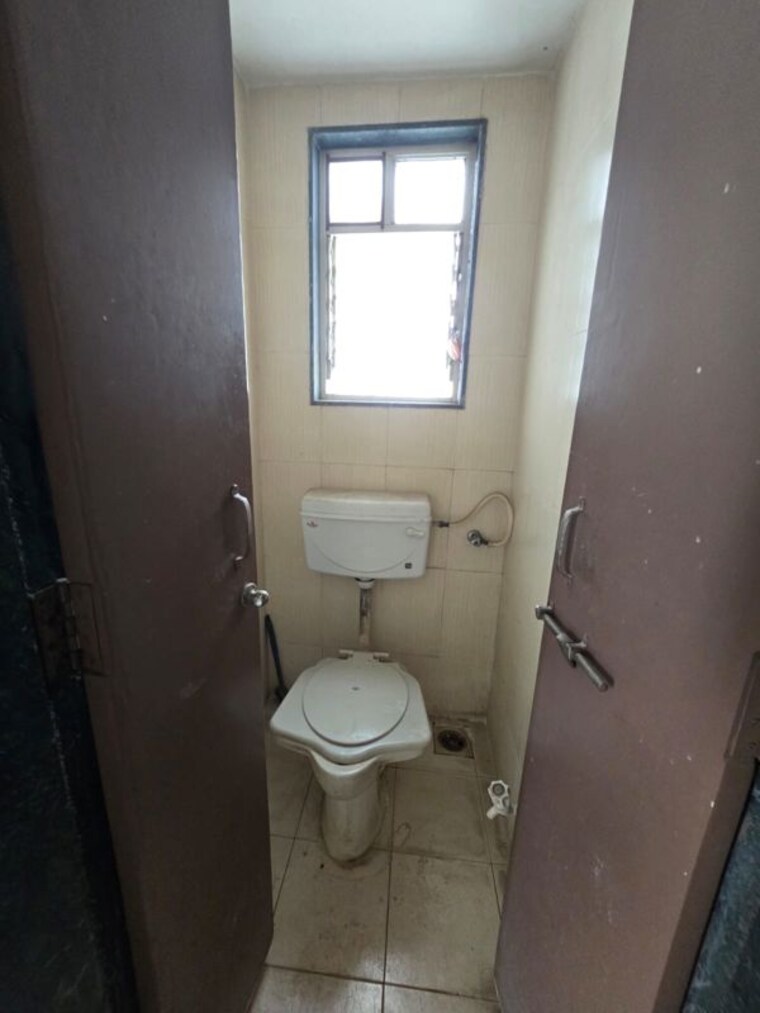 Bathroom, yash-platinum-dhayari 1 Bedroom 650 Sq.Ft. Apartment In Dhayari Pune 10409948