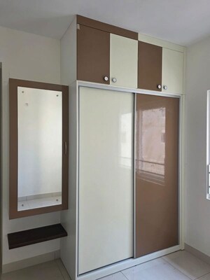 Room in 3 BHK Apartment at Provident Equinox 3, Mysore Road – for Rent