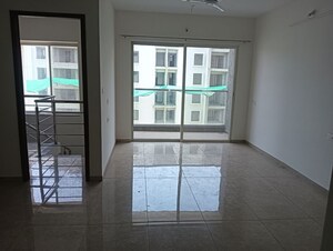 Room in 3 BHK Apartment at Vilas Javdekar Yashone Eternitee, Hinjewadi – for Rent