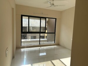Room in 3 BHK Apartment at Austin One, Pimple Saudagar – for Rent