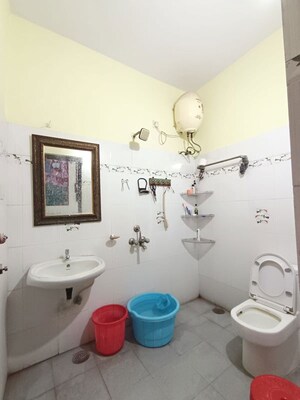 Team Area in 2 BHK Apartment at Gayatri Gardens Tarnaka, Tarnaka – for Sale
