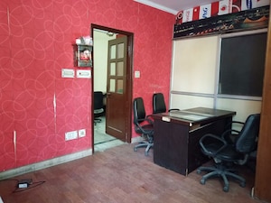 Team Area in 3 BHK Builder Floor at Sector 22 – for Rent