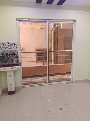 Furnished Amenities in 3 BHK Apartment at Manikonda – for Rent