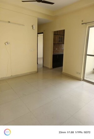 Room in 2 BHK Apartment at Aims Golf Avenue II, Sector 75 – for Rent
