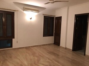 Room in 4 BHK Builder Floor at Vasant Vihar – for Rent