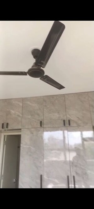 Room in 2 BHK Apartment at Pyramid Midtown, Sector 59 – for Rent