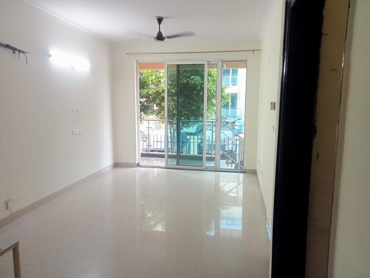 Room, pyramid-midtown 2 Bedroom 700 Sq.Ft. Apartment In Sector 59 Gurgaon 10410155