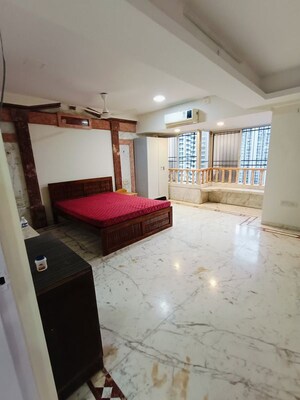 Living Room in 4 BHK Apartment at Walkeshwar – for Rent