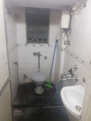 Bathroom in 1 BHK Apartment at Dosti Estates, Wadala East – for Rent