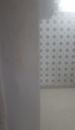 Bathroom in 1 BHK Apartment at Dosti Estates, Wadala East – for Rent