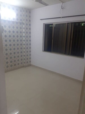Room in 1 BHK Apartment at Dosti Estates, Wadala East – for Rent