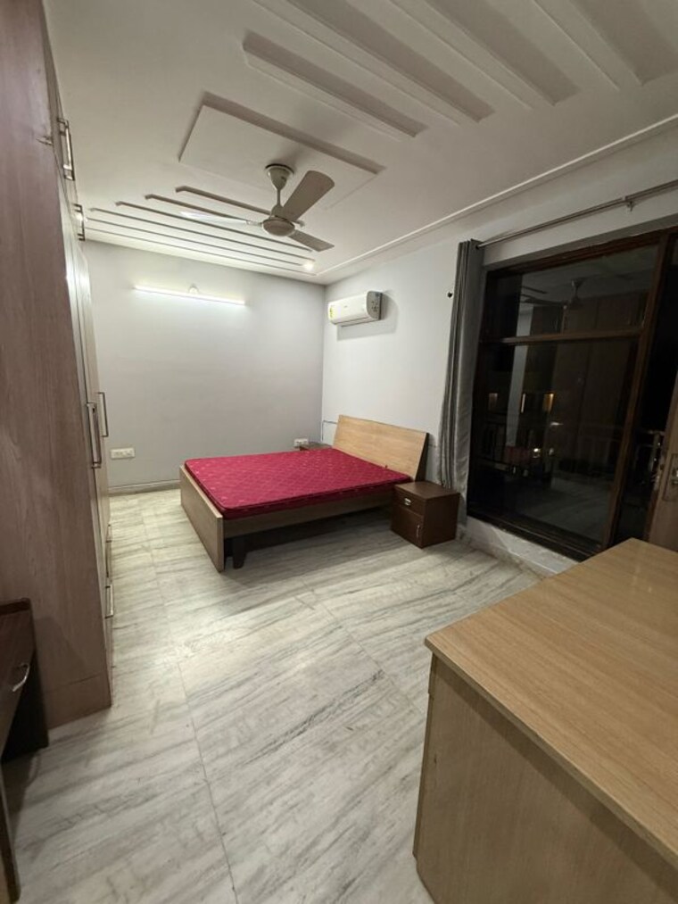 Living Room, sector 52 2 Bedroom 1800 Sq.Ft. Builder Floor In Sector 52 Gurgaon 10384253