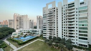 5 BHK Apartment For Rent in Parsvnath Exotica, Sector 53