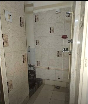 Bathroom in 3 BHK Builder Floor at Pitampura – for Rent