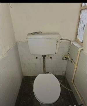 Bathroom in 3 BHK Builder Floor at Pitampura – for Rent