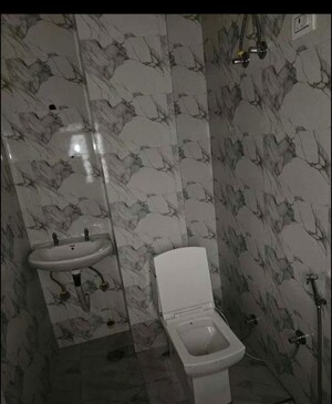 Bathroom in 3 BHK Builder Floor at Pitampura – for Rent