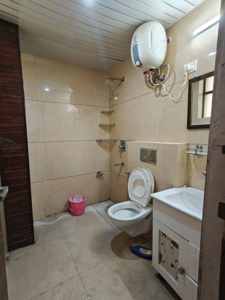 Bathroom, lotus-elise 3 Bedroom 1850 Sq.Ft. Apartment In Sector 99 Gurgaon 10410219