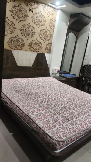 Bedroom in 1 BHK Apartment at Erandwane – for Rent