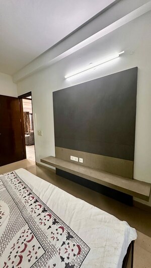 Furnished Amenities in 3 BHK Builder Floor at Palam Vihar Residents Association, Palam Vihar – for Rent