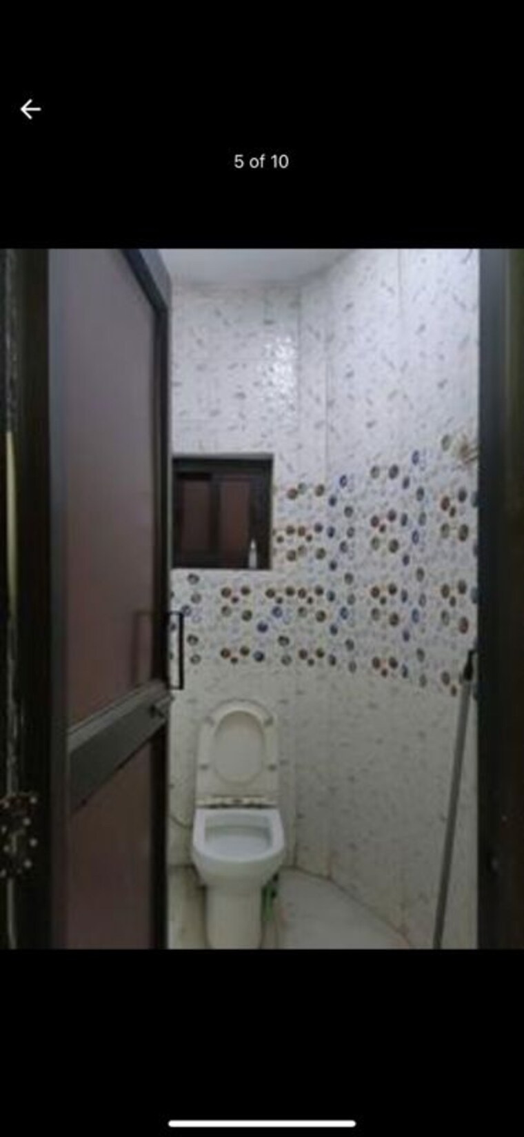 Bathroom, rohini sector 6 2 Bedroom 700 Sq.Ft. Builder Floor In Rohini Sector 6 Delhi 10410229