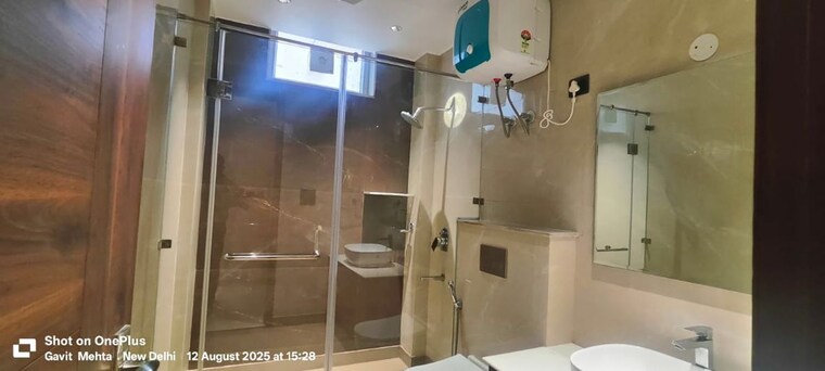Bathroom, saket 3 Bedroom 2000 Sq.Ft. Apartment In Saket Delhi 10410231