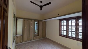 Room in 2 BHK Independent House at High Grounds – for Rent