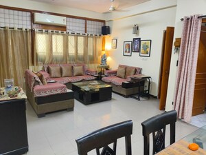 Living Room in 3 BHK Builder Floor at Ansal Florence Residency, Sector 57 – for Sale