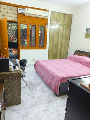 Bedroom in 3 BHK Builder Floor at Ansal Florence Residency, Sector 57 – for Sale