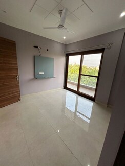 3 BHK Builder Floor For Rent in Sector 46