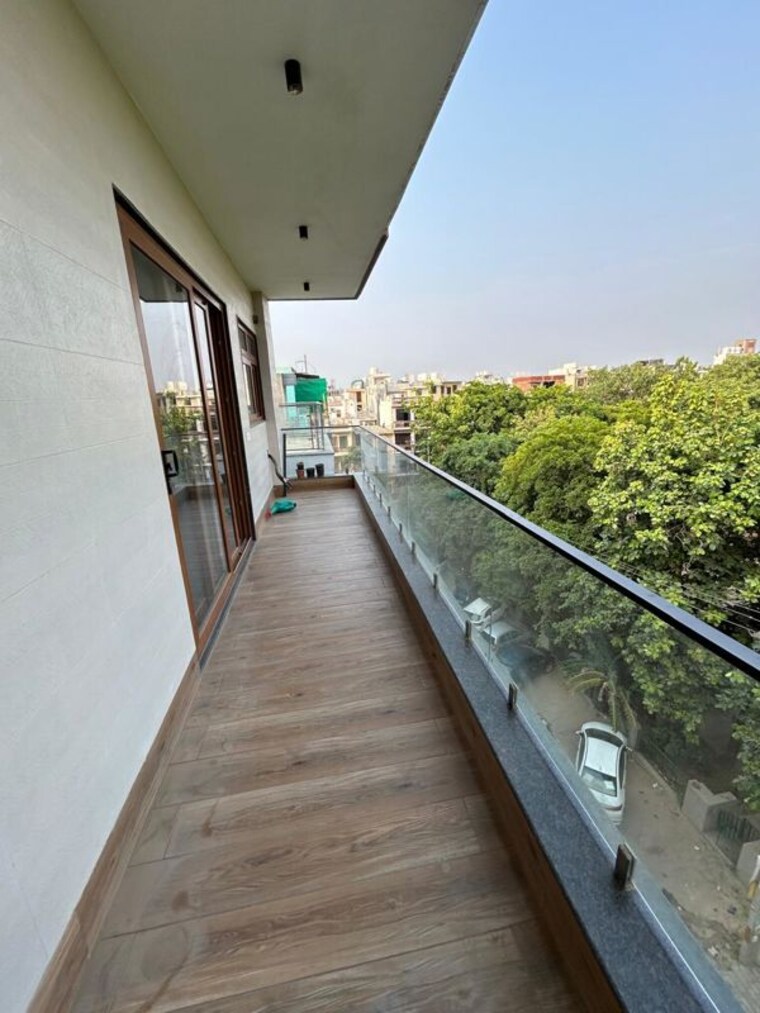 Balcony, sector 46 3 Bedroom 1800 Sq.Ft. Builder Floor In Sector 46 Gurgaon 10410237
