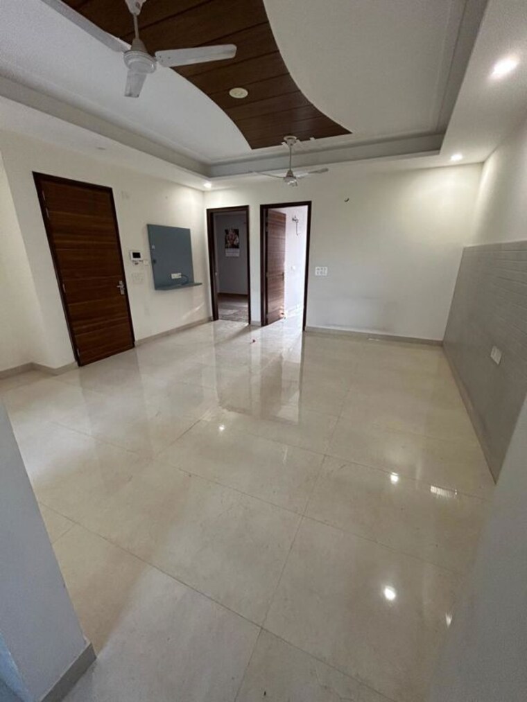 Room, sector 46 3 Bedroom 1800 Sq.Ft. Builder Floor In Sector 46 Gurgaon 10410237