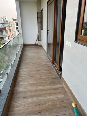 Balcony in 3 BHK Builder Floor at Sector 46 – for Rent